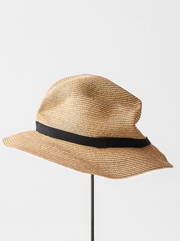 BOXED HAT 2